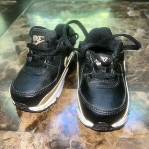 Nike Kids Black Sneakers